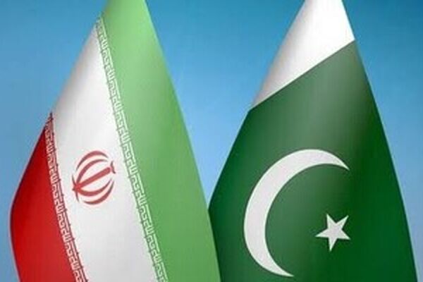  وزیر کشور پاکستان عازم تهران شد