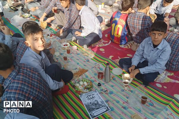 به وقت سلامتی؛ پیوند روز جهانی غذا و تخم‌مرغ در دبستان علامه طباطبایی (ره)
