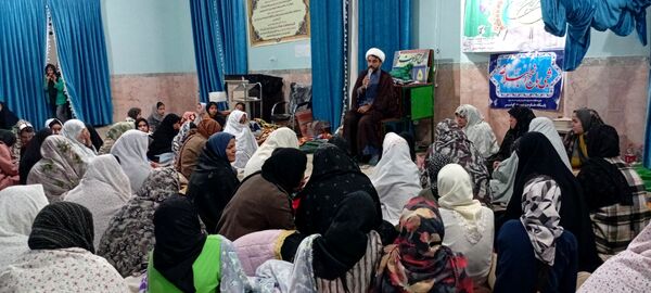 مراسم شبی با نهج البلاغه در اعتکاف مسجد جامع روستای نقاب خلیل آباد
