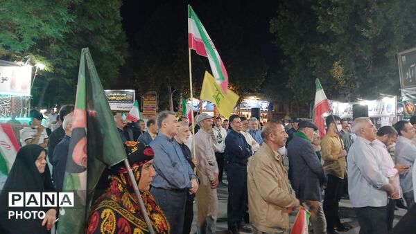 دل‌های عاشق وطن در خرم‌ آباد، وفاداری را به تصویر کشیدند