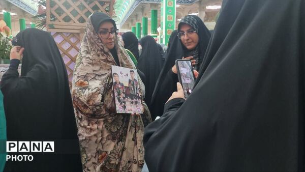 همایش دختران ایران در حرم بانوی کرامت