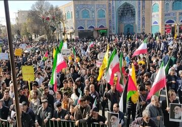 راهپیمایی باشکوه یوم الله ۱۳ آبان در استان اردبیل 