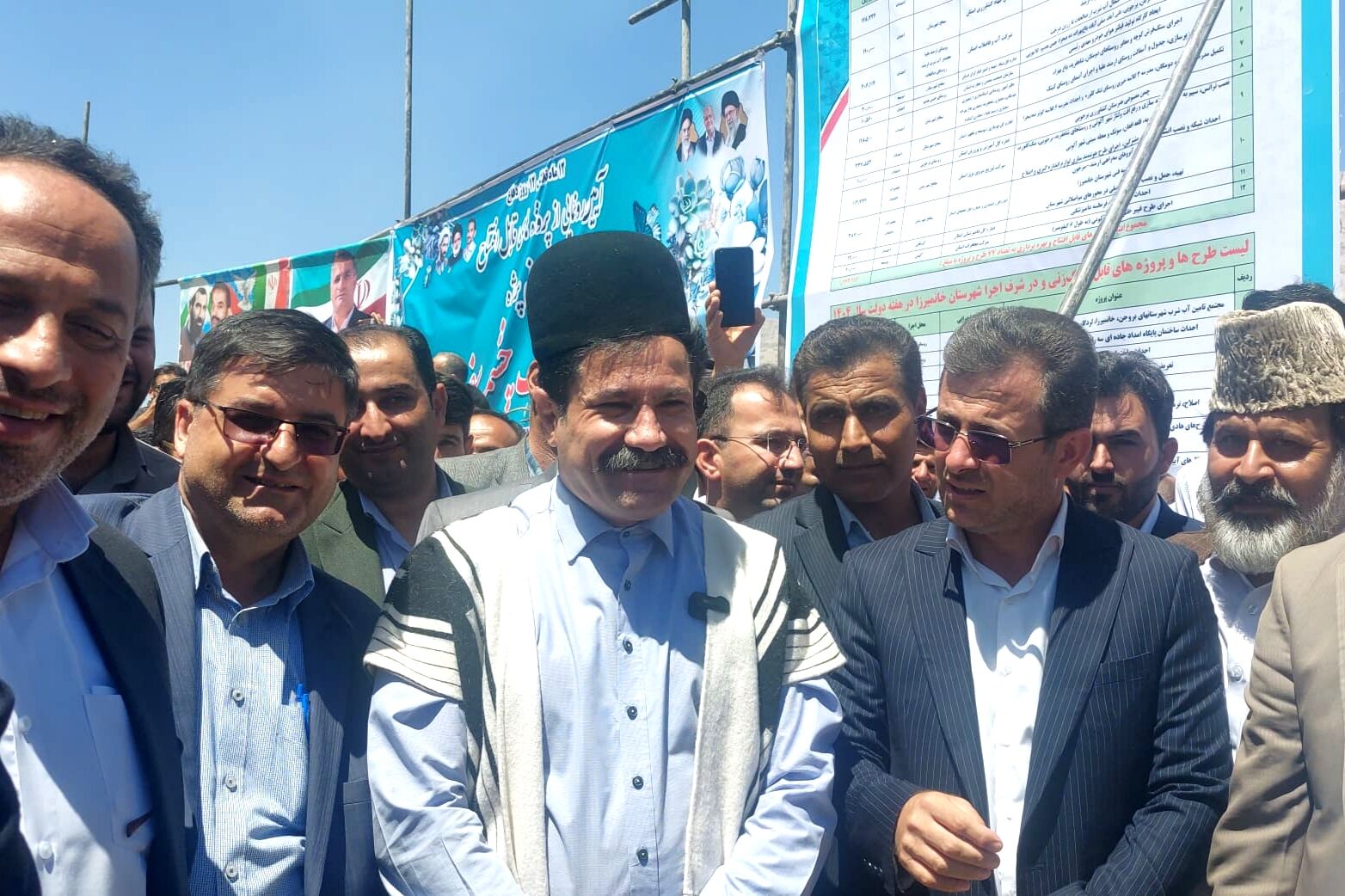 آیین کلنگ زنی پروژه آب چشمه سفید در خانمیرزا