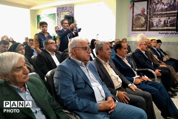آیین افتتاح مدارس خیرساز در کازرون