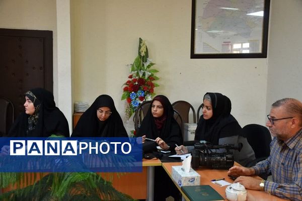 تجلیل از خبرنگاران توسط فرماندار شهرستان اسفراین