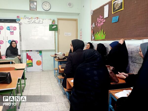 کلاس های آموزش خود امدادی و بهداشت دهان و دندان 