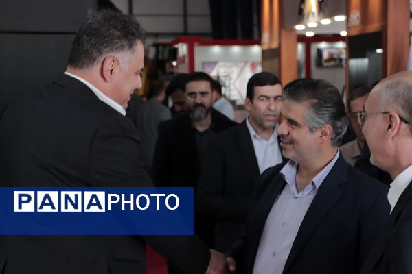 هفدهمین نمایشگاه بین‌المللی سنگ ایران در شهر نیم ور افتتاح شد