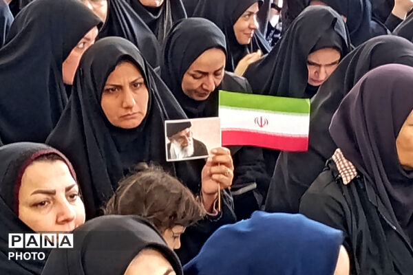 بیعت فرهنگیان شهرستان بجنورد با سومین رهبر انقلاب 
