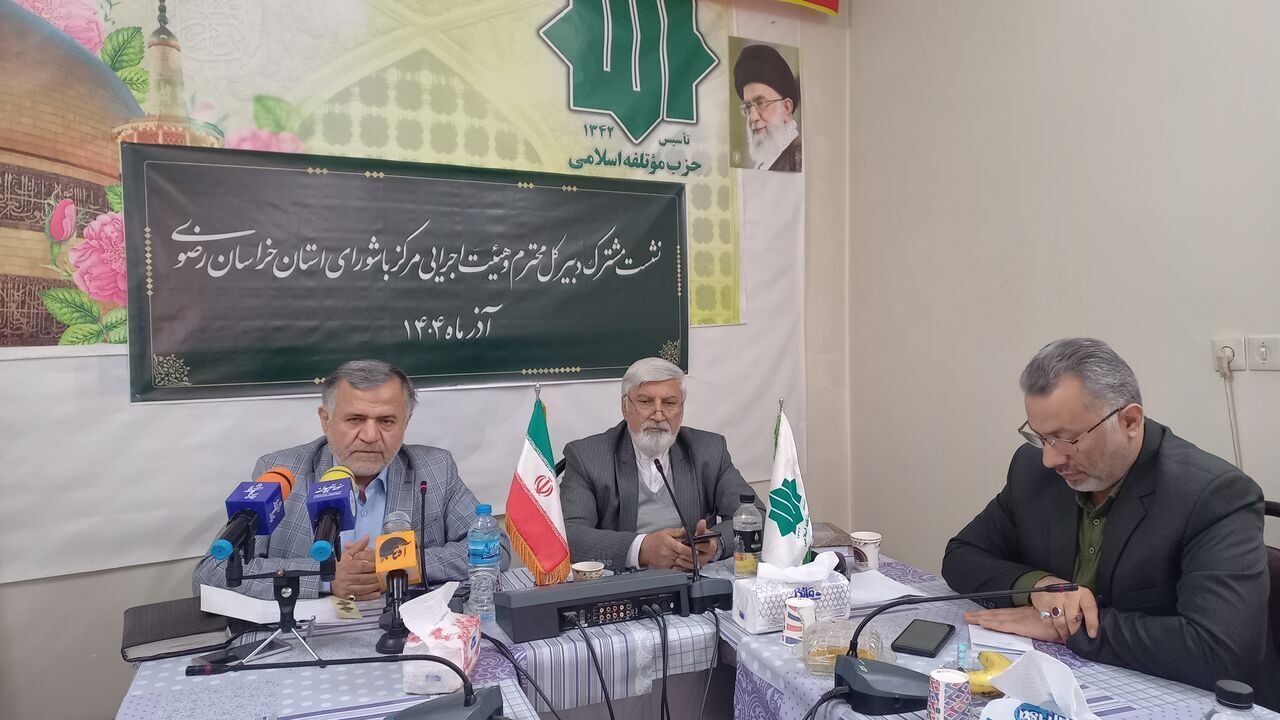 چند صدایی مدیریتی، اقتصاد کشور را زمین‌گیر کرده است