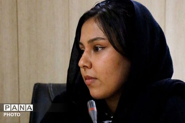 پویایی فضای تربیتی در کبودرآهنگ؛ برگزاری کمیته هنری با مشارکت هنرجویان فعال