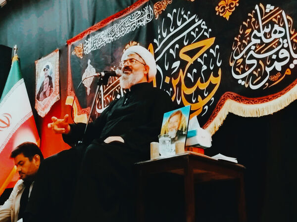 امام جمعه کاشمر در جمع عزاداران خانگی