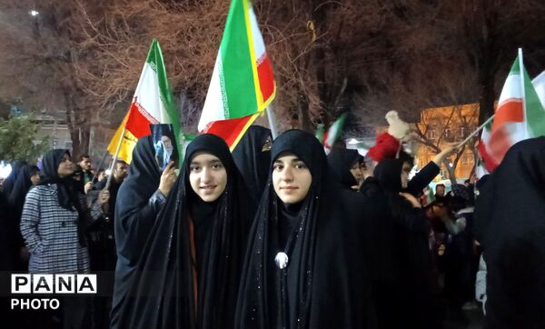 شهرکرد در تب و تاب عید انقلابی