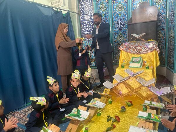 برگزاری جشن قرآن پایه اول مدرسه شهیدمحمد منتظر قائم