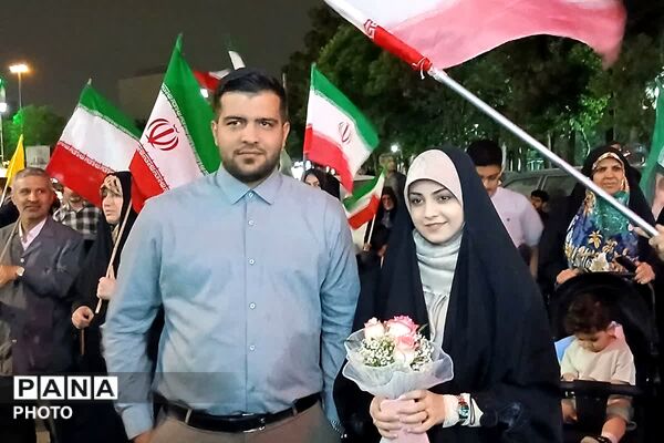 حضوری متفاوت در شبی به یادماندنی در سنگر خیابان