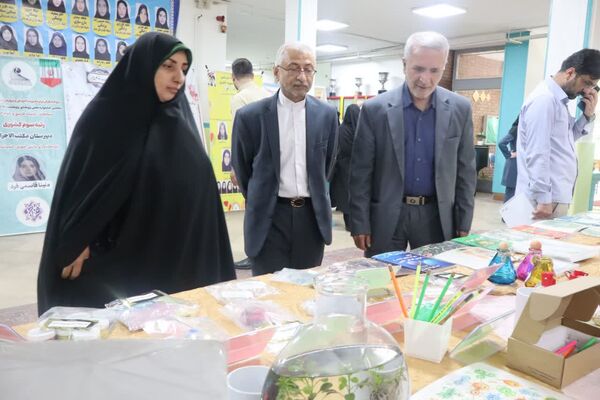 برگزاری دوره آموزشی تربیتی جهت توانمند سازی معلمان مدارس منطقه ۱۰