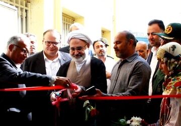 آیین نواختن زنگ مهر در مدرسه «شاهد نصرت» ناحیه یک مشهد