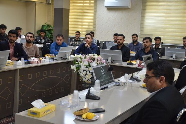 نشست معاونت فرهنگی و تربیتی دانشگاه فرهنگیان کشور با فرهنگیان استان چهارمحال و بختیاری 