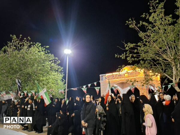 حرکت کاروان خودرویی و موتوری بیعت با رهبر انقلاب در شهر آوه