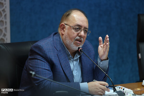 نشست هم اندیشی وزیر آموزش و پرورش با منتخبی از معلمان مدارس