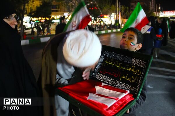 حضور دهه نودی‌ها در اجتماعات شبانه قم