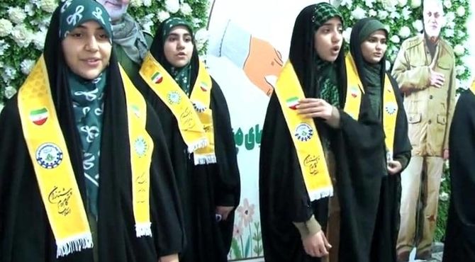 اعتکاف دختران حاج قاسم با استقبال پرشور نوجوانان