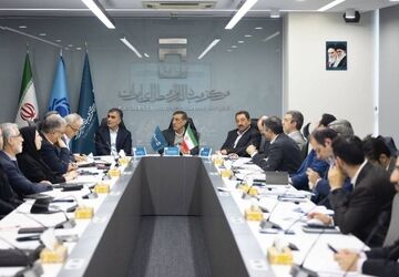 حجم تجارت خارجی کشور به بیش از ۱۰۵ میلیارد دلار رسیده است