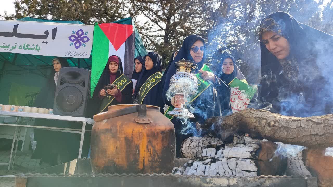 جشن ملی ۲۲ بهمن با حضور خانواده‌ها و نسل جوان  در یاسوج