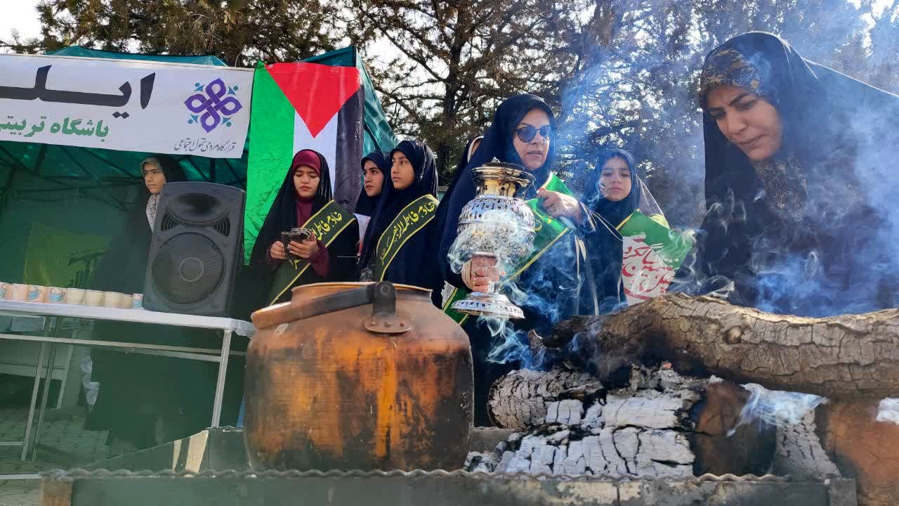 جشن ملی ۲۲ بهمن با حضور خانواده‌ها و نسل جوان  در یاسوج