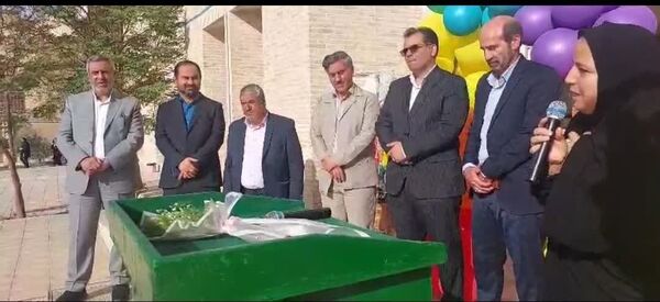 آیین سال تحصیلی جدید در مدرسه شاهد پوررضایی یزد