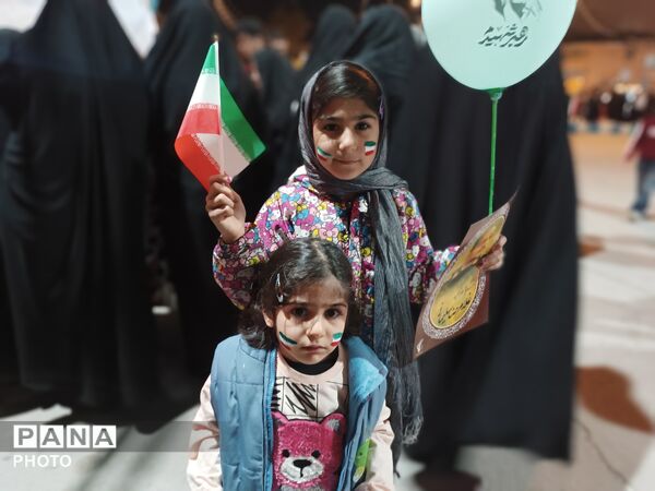 هزار و چهارصدی ها در قلب اعتراضات