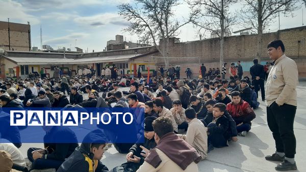 جشن میلاد امام علی (ع) و روز پدر در مدرسه ابوریحان بیرونی 