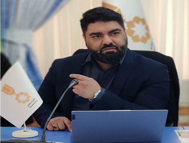 برگزاری رویداد «جایزه معلم» در جهت تکریم جایگاه معلمان و جمع‌آوری ایده‌های برتر تحولی
