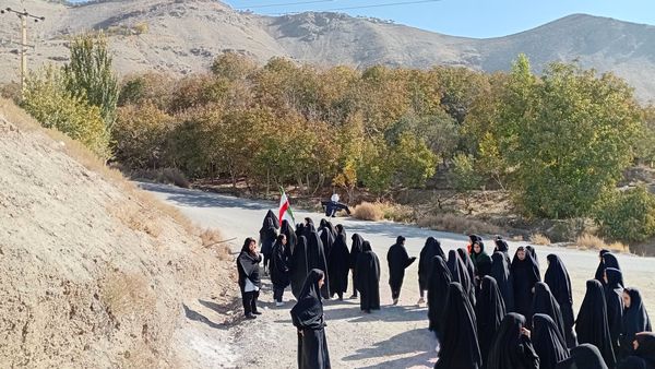 ۱۳ آبان؛ روایت ایستادگی نسل‌ها در مارکده