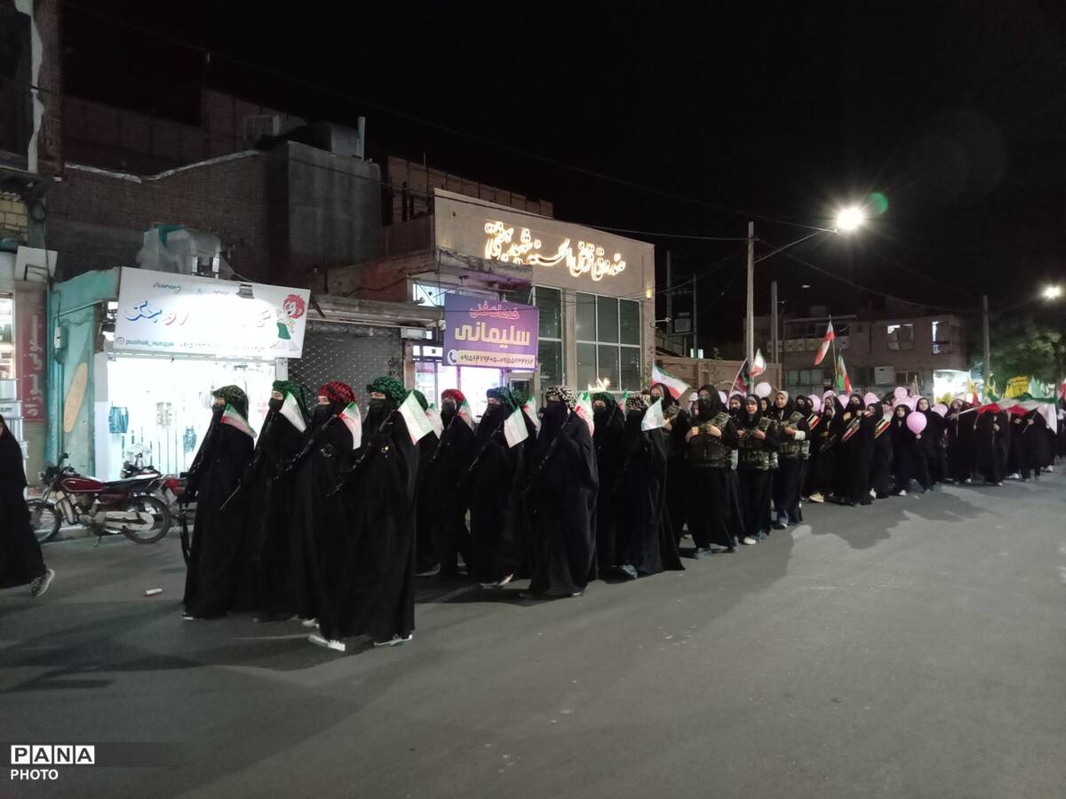 رژه نظامی دختران جان فدای شهرستان خلیل آباد
