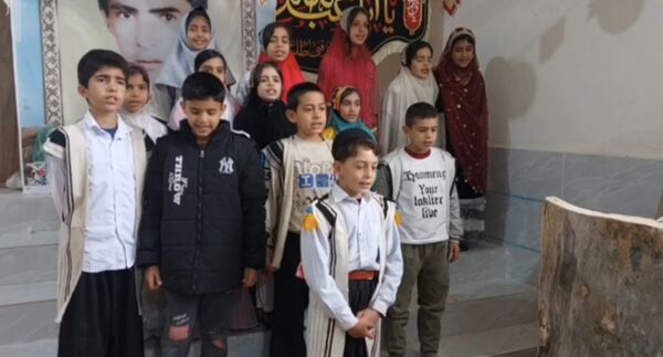 حضور پرشور دانش‌آموزان مدرسه فردوسی سرمازه در راهپیمایی ۲۲ بهمن