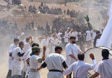 طنین نوای عاشورا در برزنون