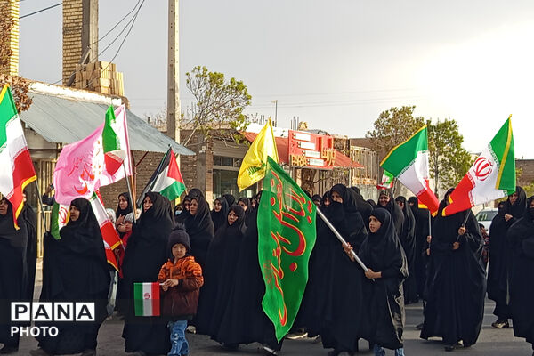 در فراق رهبر شهید