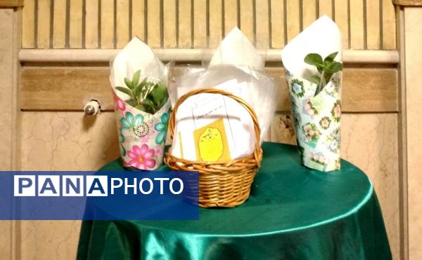 جلوه بندگی در محراب نوجوانی؛ اعتکاف دختران در مسجد حضرت محمد(ص)