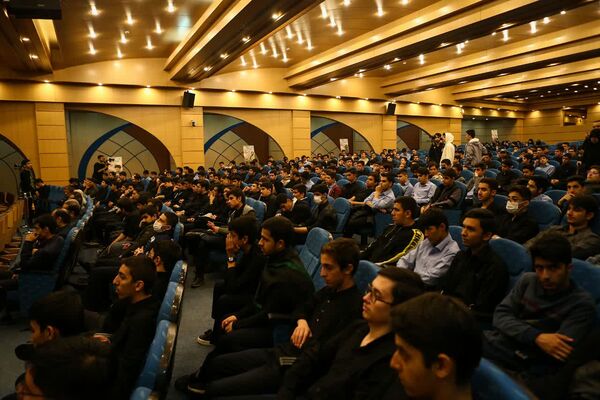 نخستین کنگره بزرگداشت ۲۷۰ دانش‌آموز شهید دبیرستان ماندگار امام صادق (ع) 