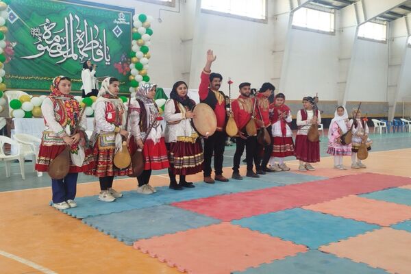 برگزاری جشن روز دختر در سالن کارگر فاروج