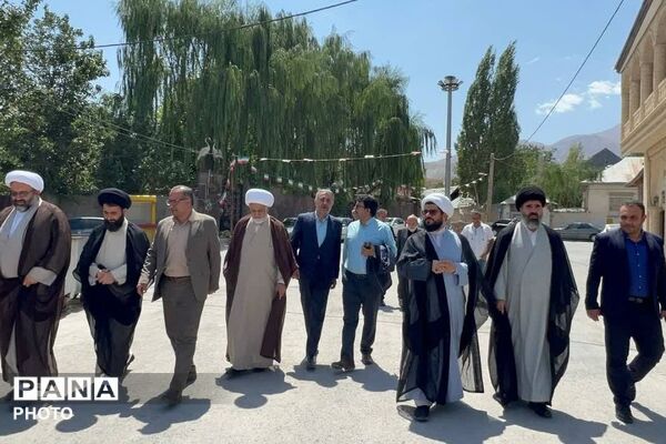 آیین تقدیر از اعضای ستاد نماز جمعه فیروزکوه با حضور مدیر دفتر نمایندگی شورای سیاست‌گذاری ائمه جمعه استان تهران