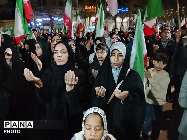 بیست و نهمین موج موشک از جنس مردم