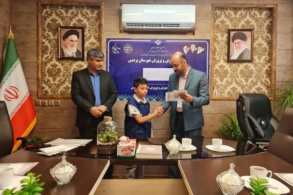 دیدار مسئولان اداره آموزش و پرورش پردیس با خبرنگاران پانا 