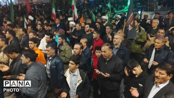 موج چهل و چهارم حضور مردم کوهدشت در خیابان‌ها و میدان