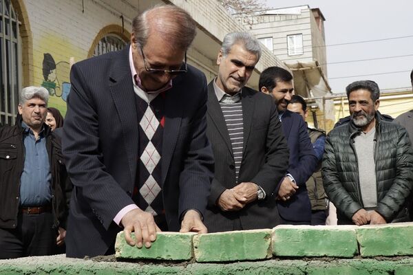 آیین خشت‌گذاری مدرسه مشارکتی قائم آل محمد (عج) پاکدشت 