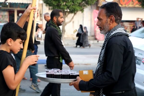 روز عاشورا در بندرخمیر