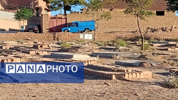 قبرستان تاریخی قوژد؛ قبرستانی چند صد ساله