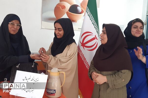 کنگره ۳۰۰۰ شهید شهرستان ری در هنرستان سالور