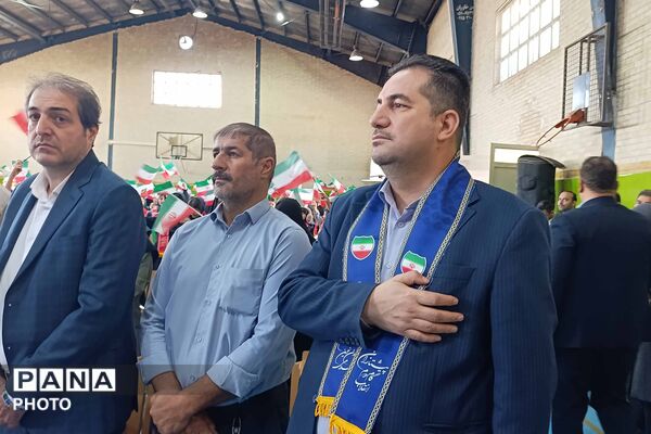 تقسیم مهربانی با شور عاطفه‌ها در مدارس خراسان شمالی