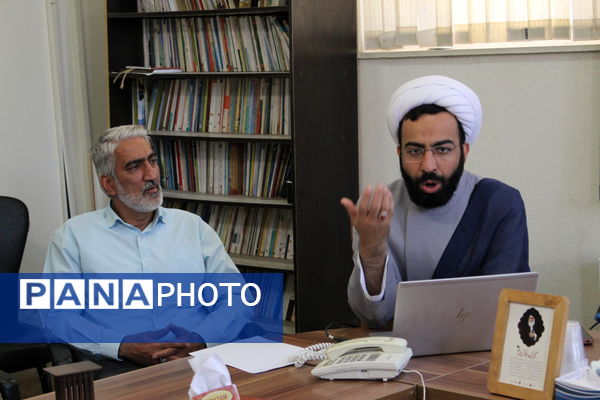 نشست مدیران اعتکاف دانش‌آموزی یزد